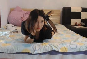 黑丝妹子长相一般挺怕痒就怕被挠咯吱窝